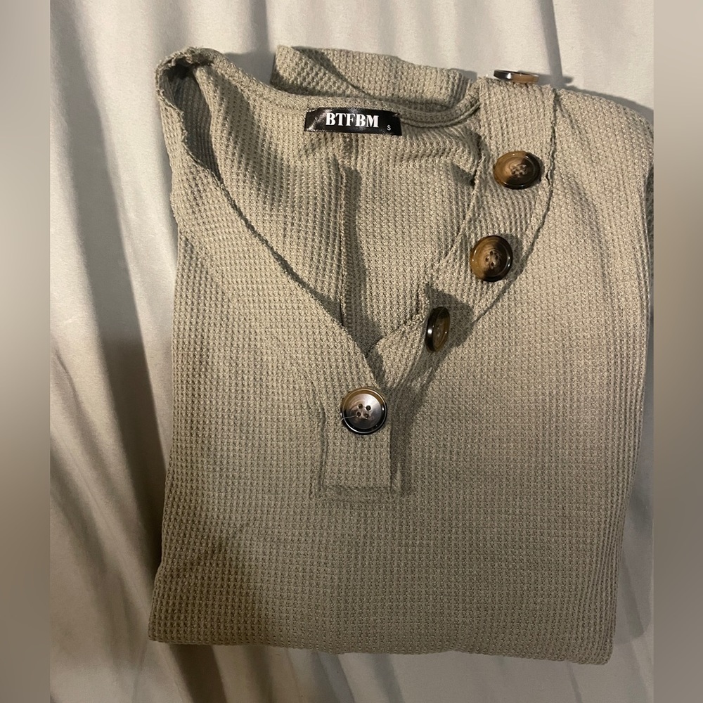 Long sleeve shirt